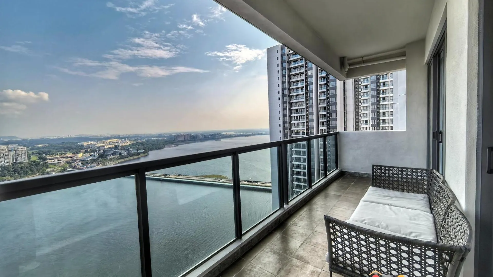 公寓 R&F Princess Cove 2, 3Br, Sea View, Jb Ciq, By Good Life Homestay 新山